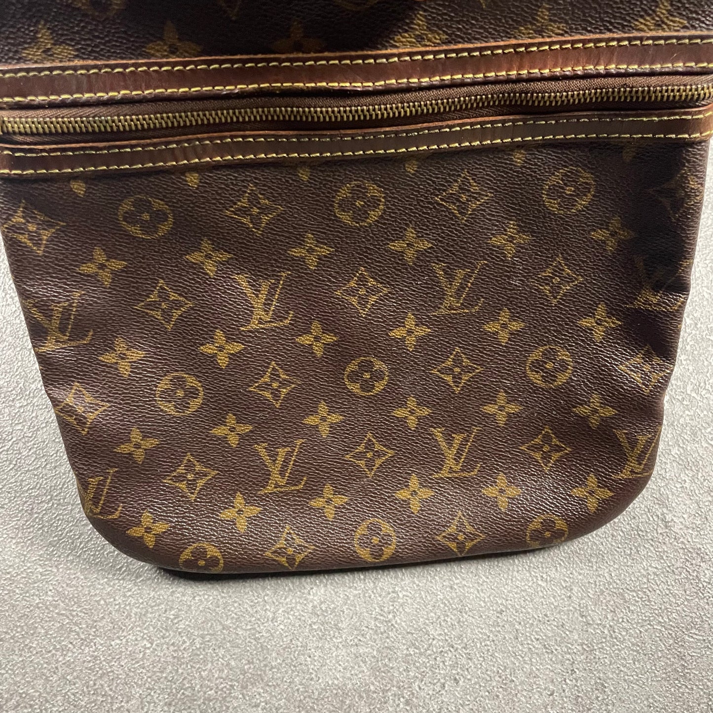 Louis Vuitton Bosphore Bag