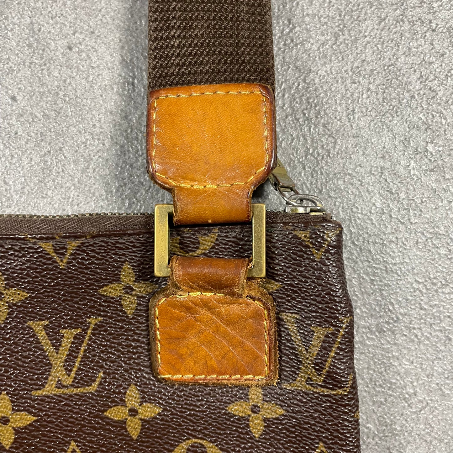 Louis Vuitton Bosphore Bag