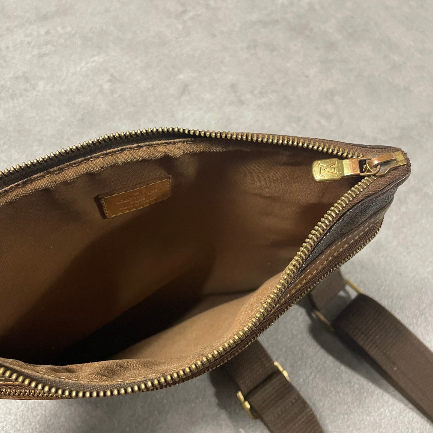 Louis Vuitton Bosphore Bag