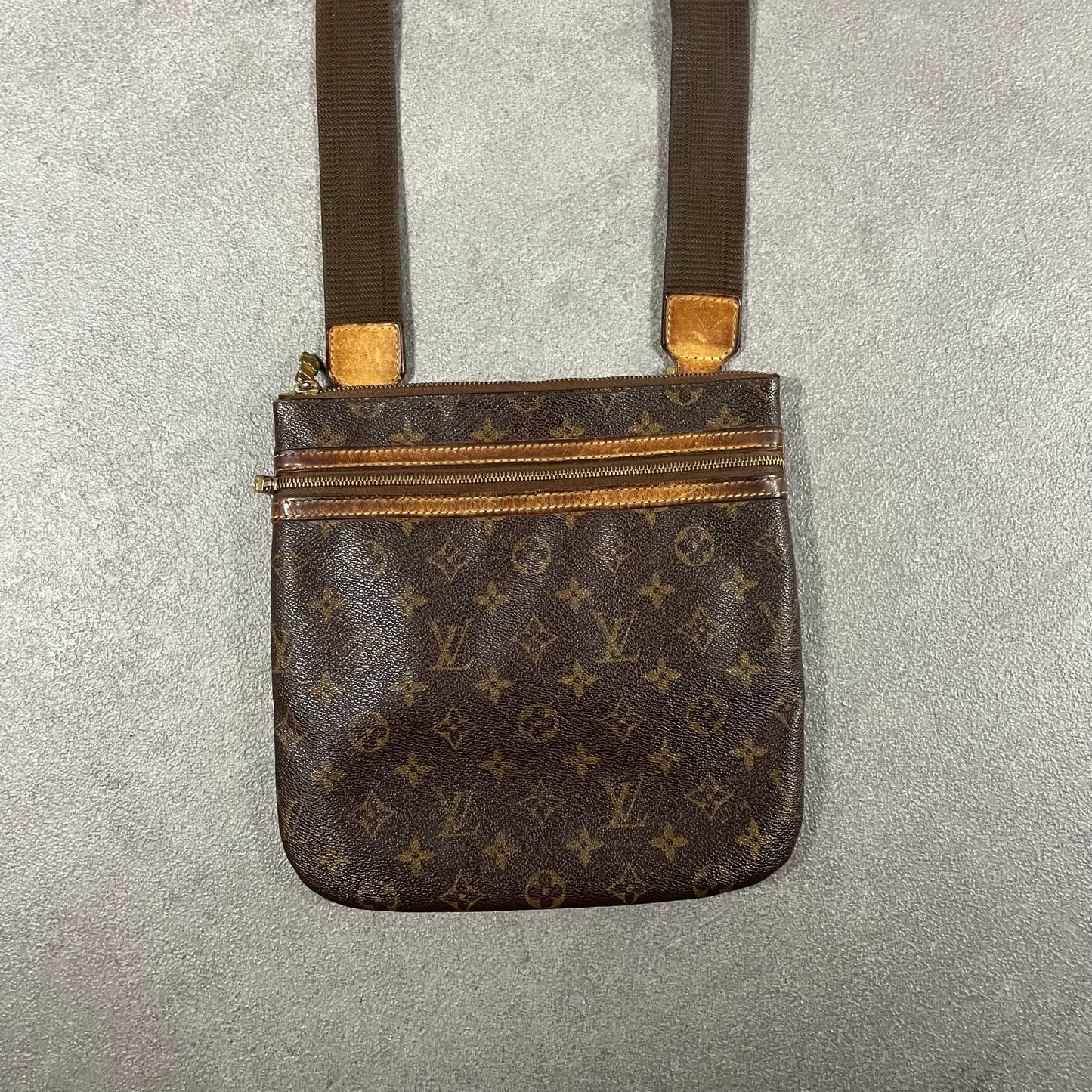 Louis Vuitton Bosphore Bag