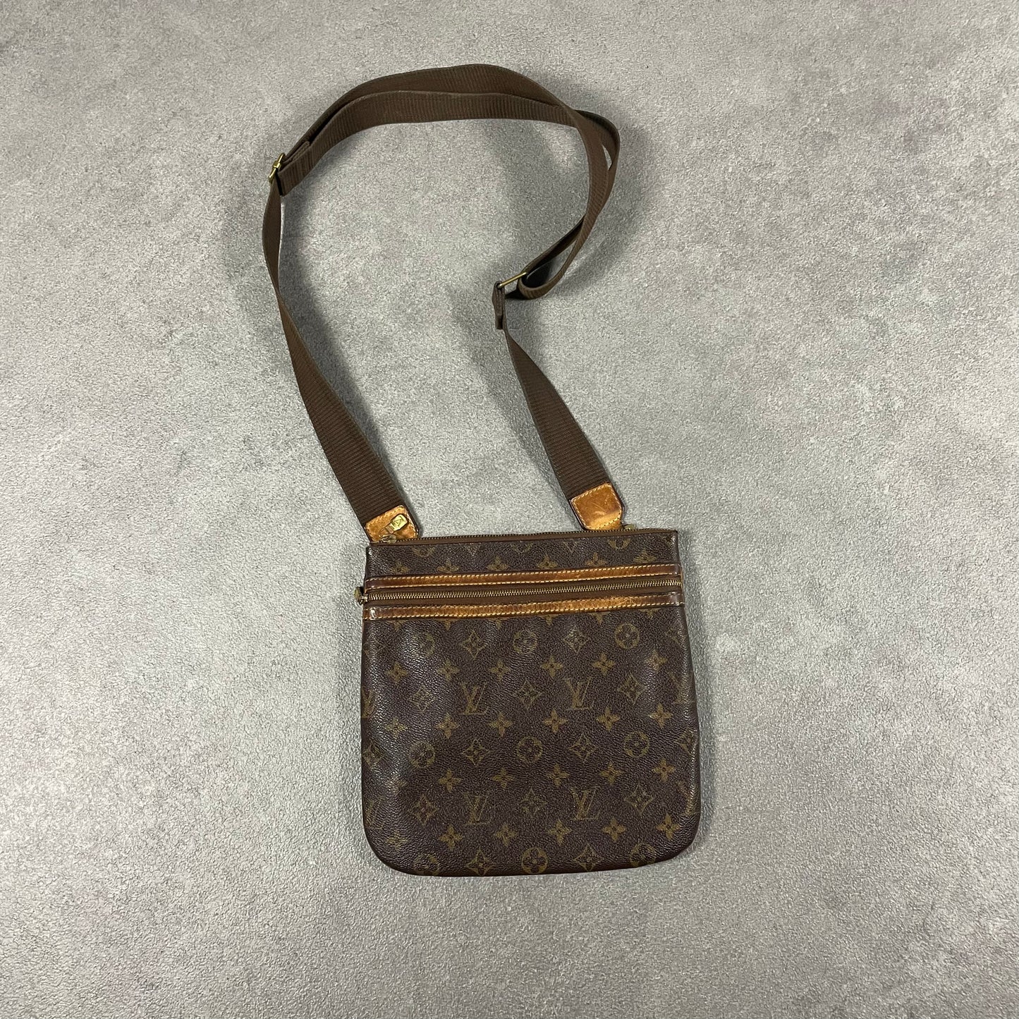 Louis Vuitton Bosphore Bag