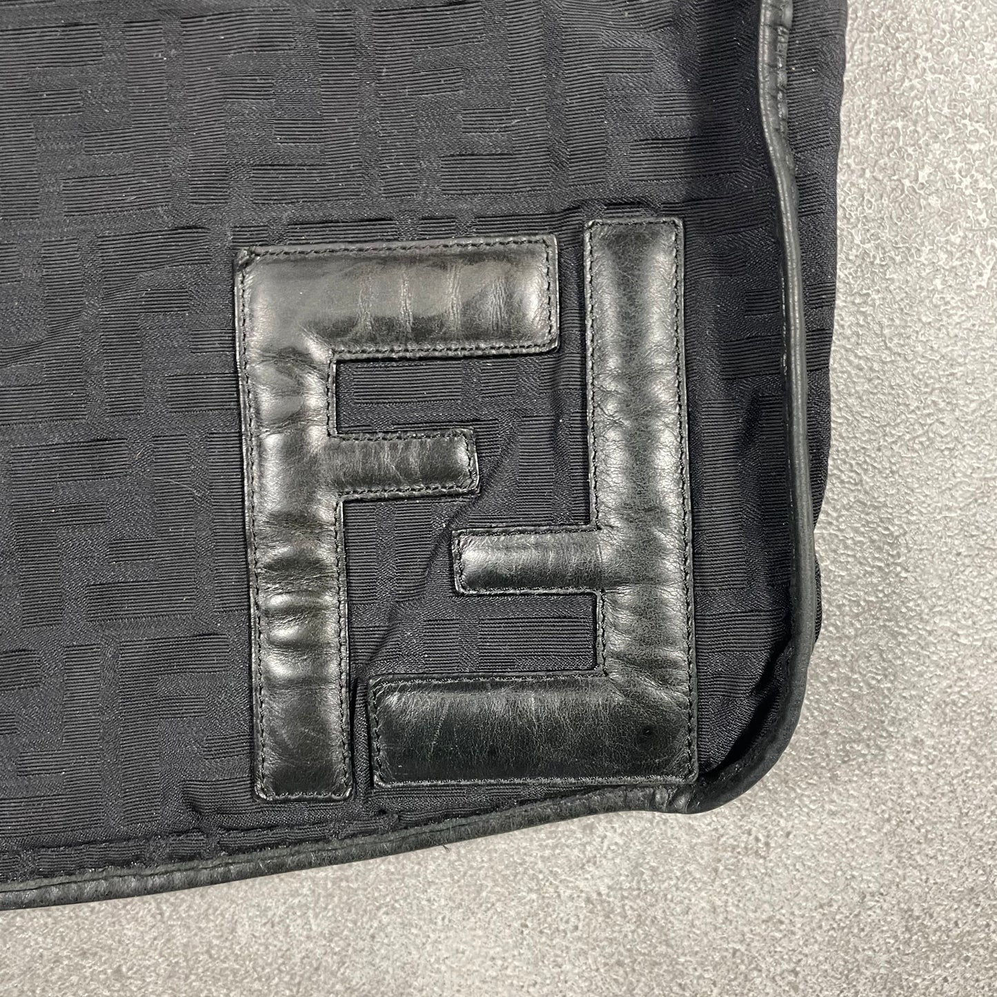 Fendi vintage Messenger