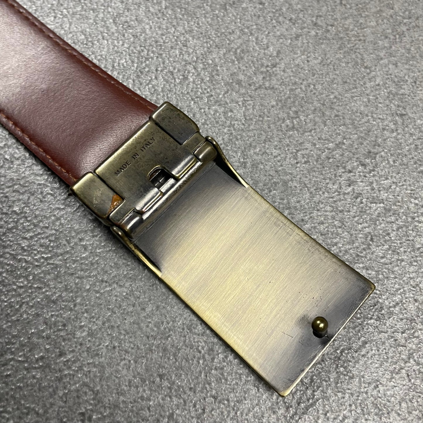 Burberry vintage belt (105)