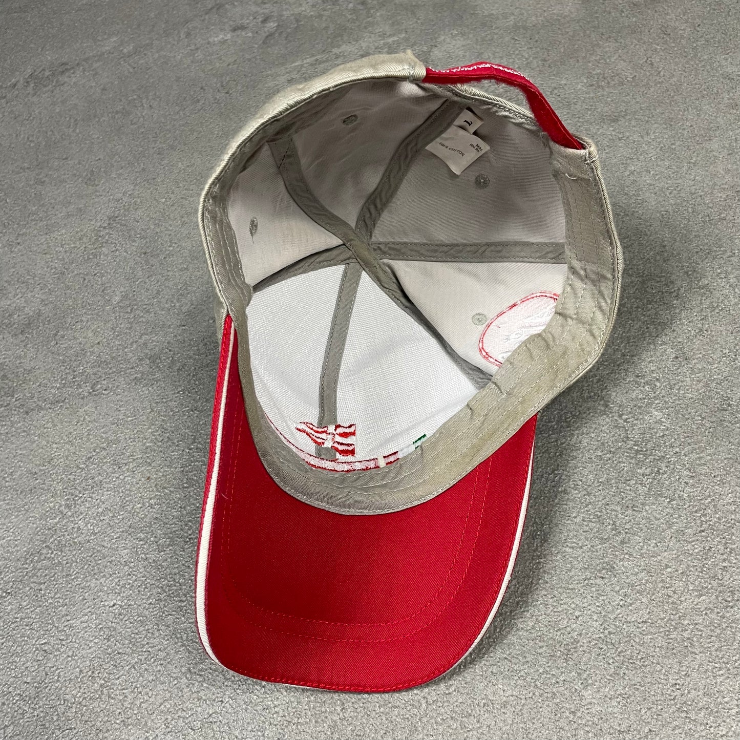 Prada Luna Rossa cap