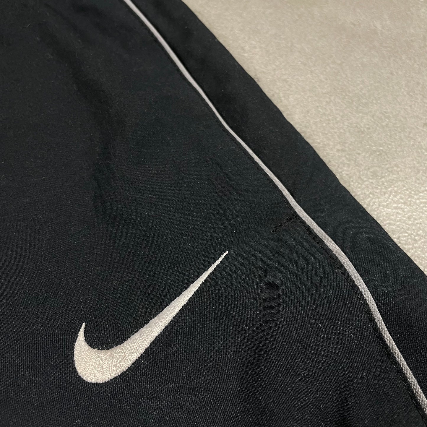 Nike vintage Trackpant (XL)