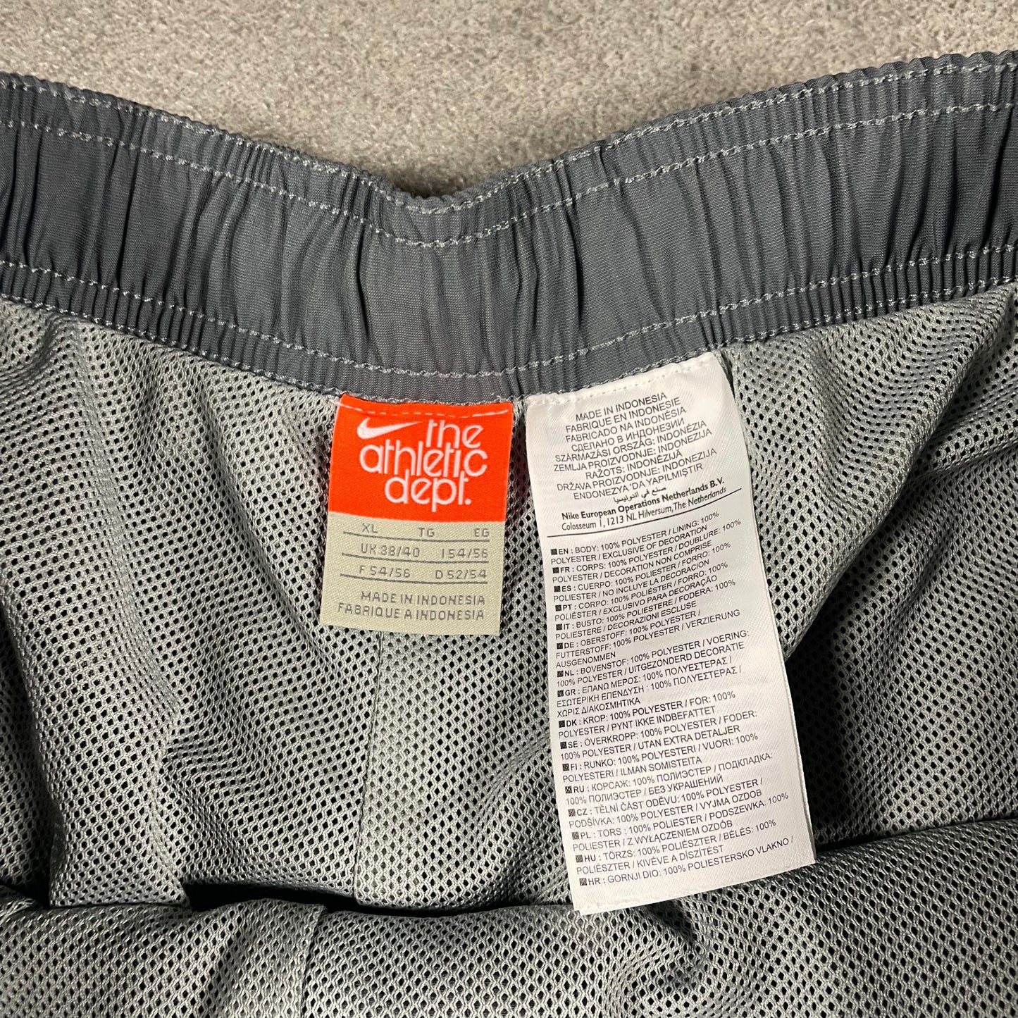 Nike Air Vintage Pant (XL)