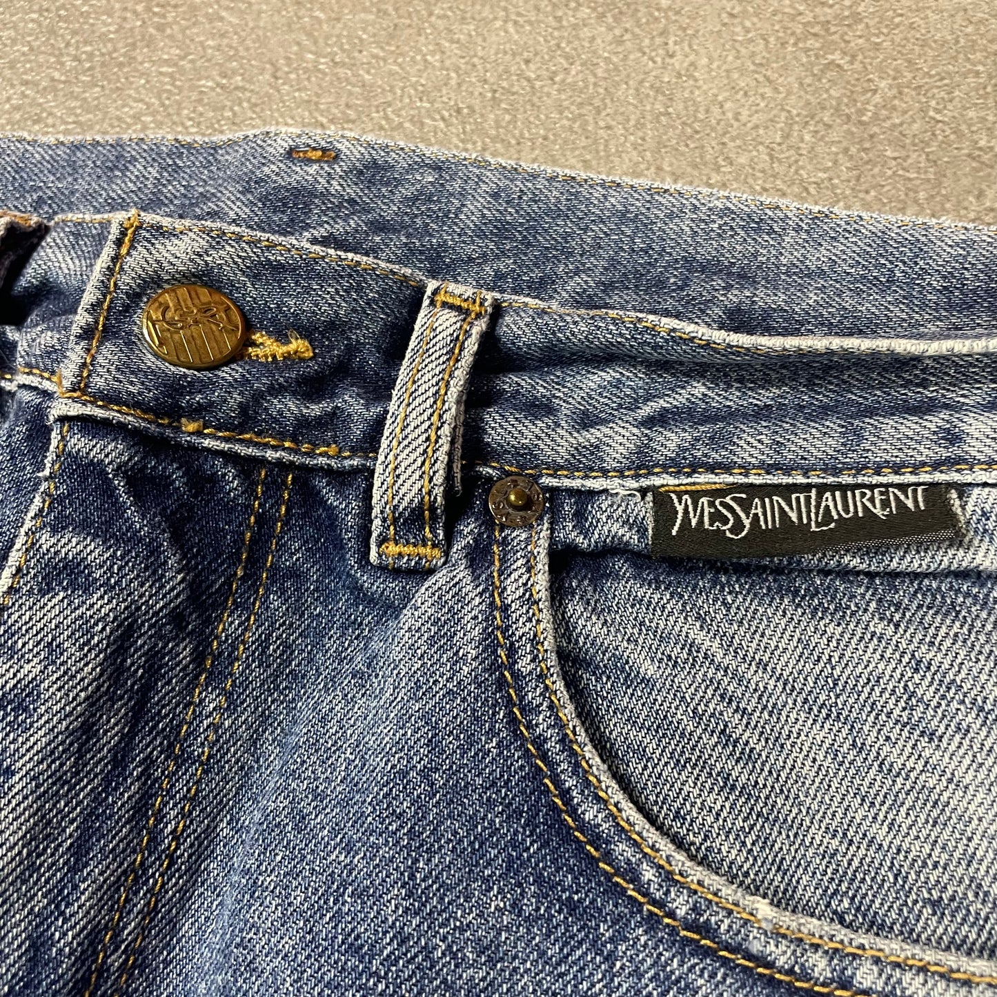 YSL Jean ( M )