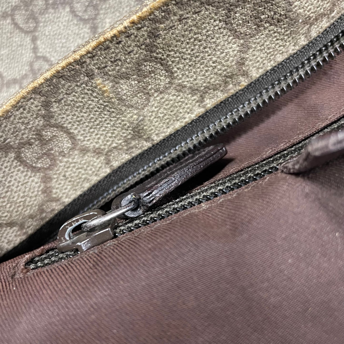 Gucci Messenger Bag