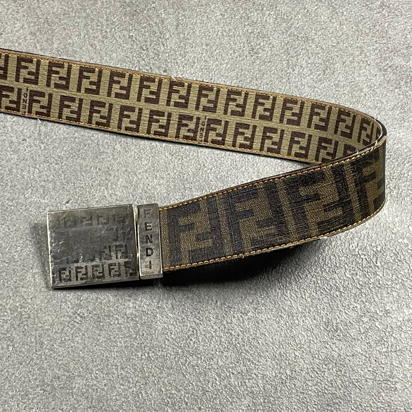 Fendi Vintage Reversible belt