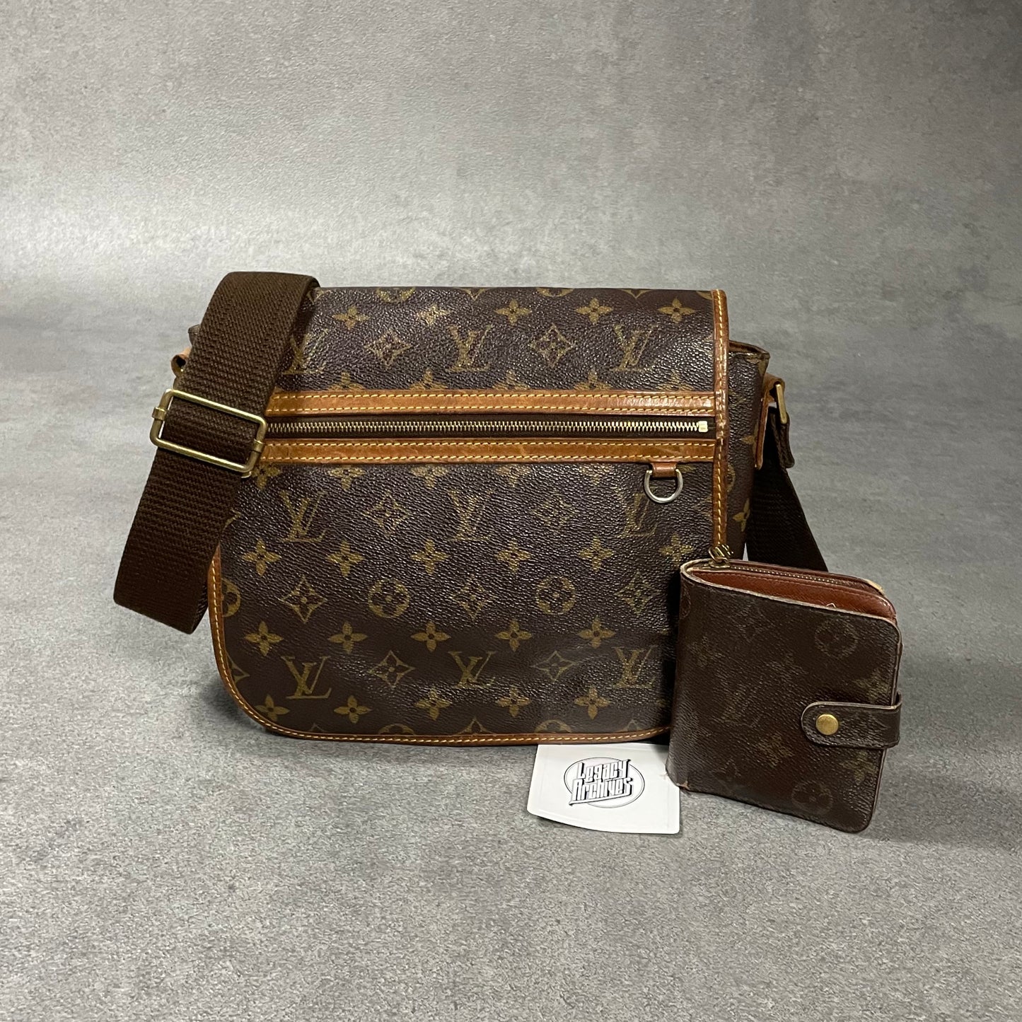 Louis Vuitton Messenger Bag