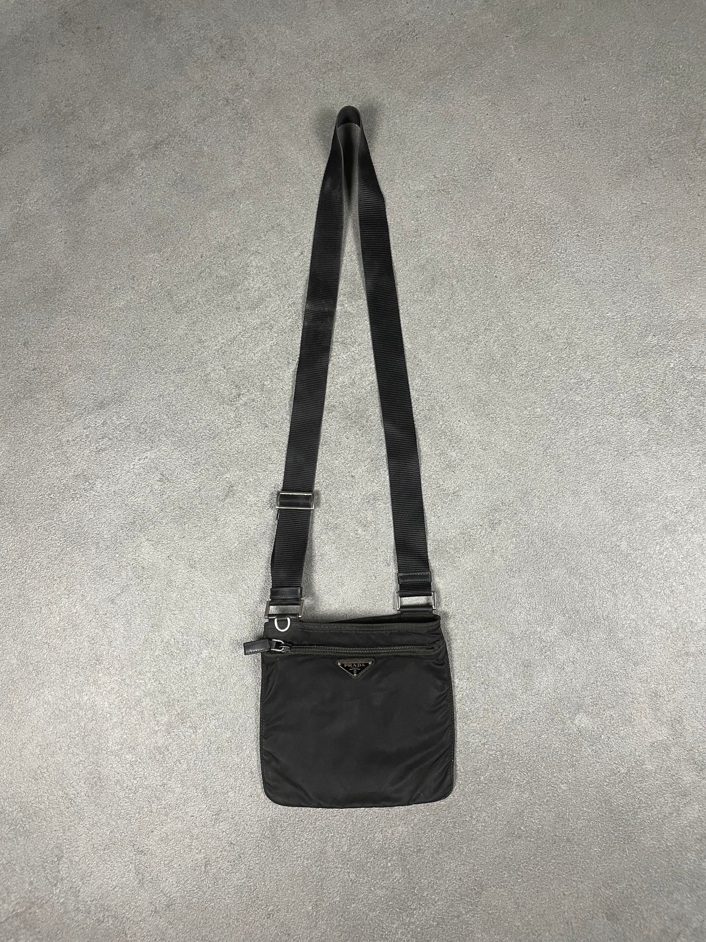 Prada sidebag