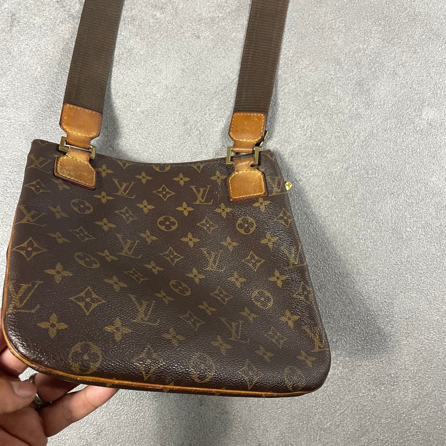 Louis Vuitton Bosphore Bag