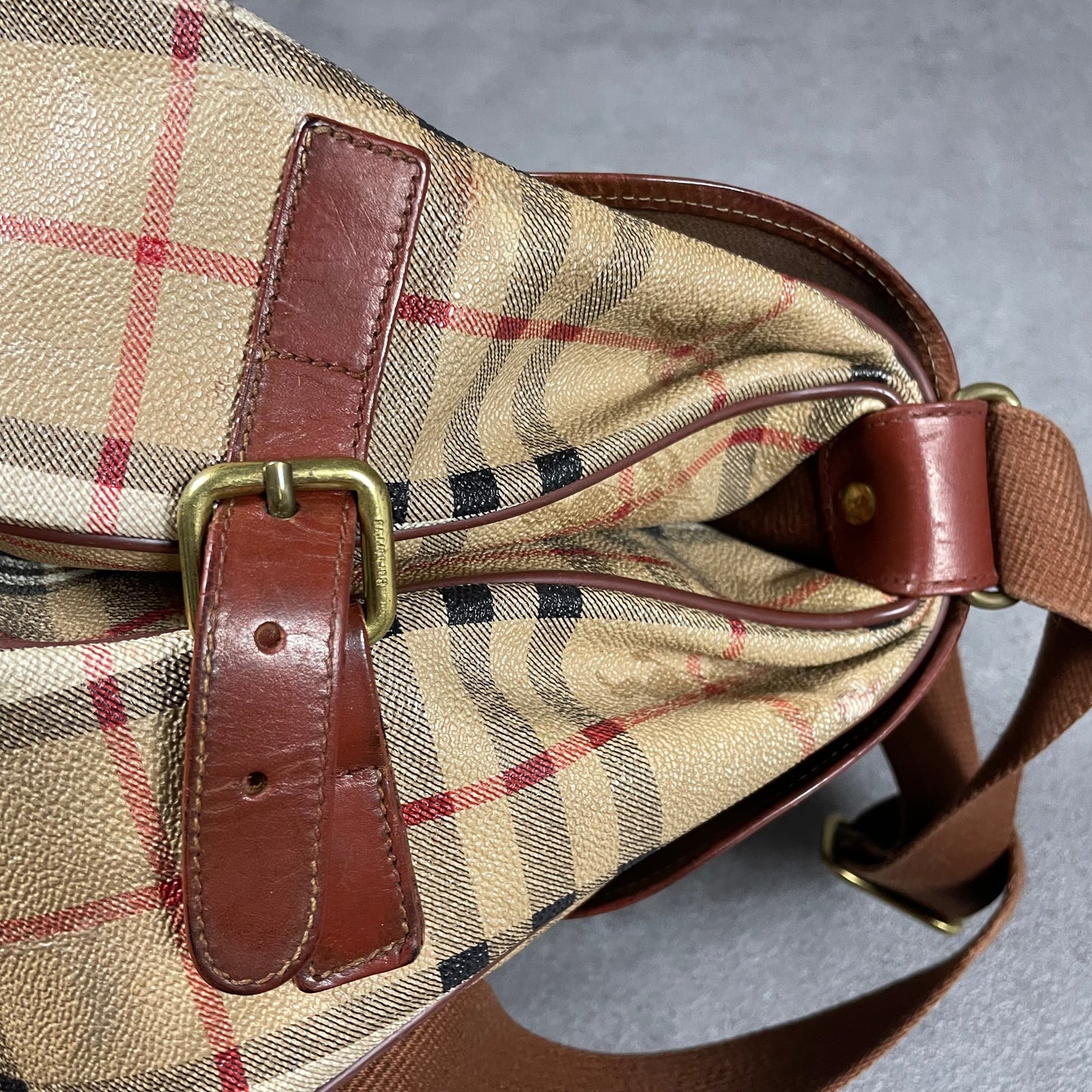 Burberry Vintage Messenger