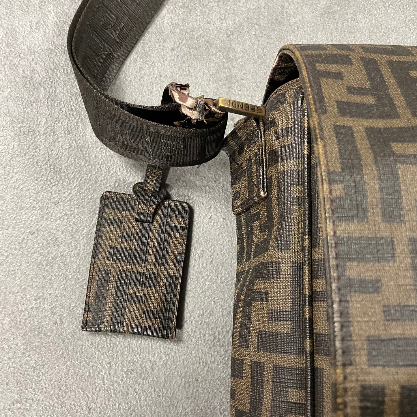 Fendi Messenger