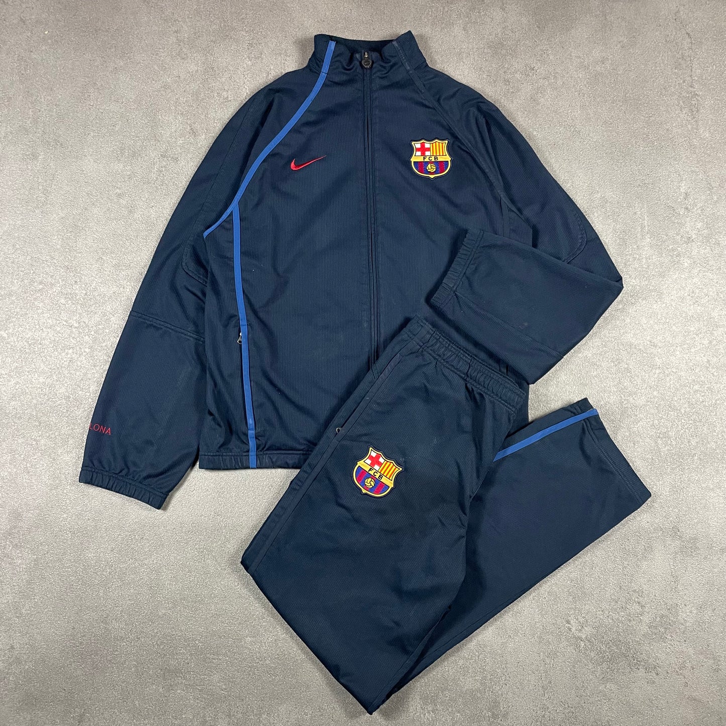 Nike x Barcelona Suit (M)