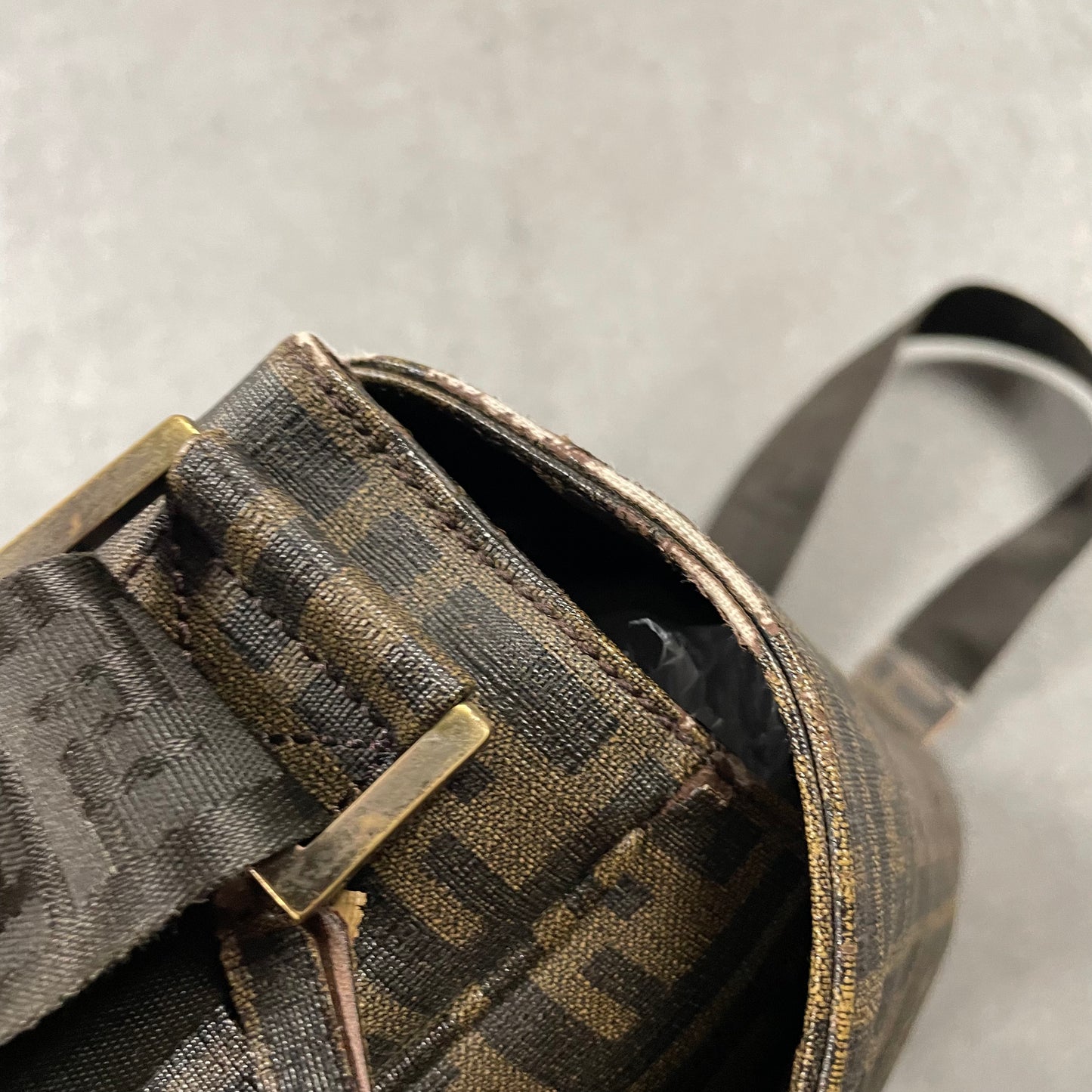 Fendi Messenger