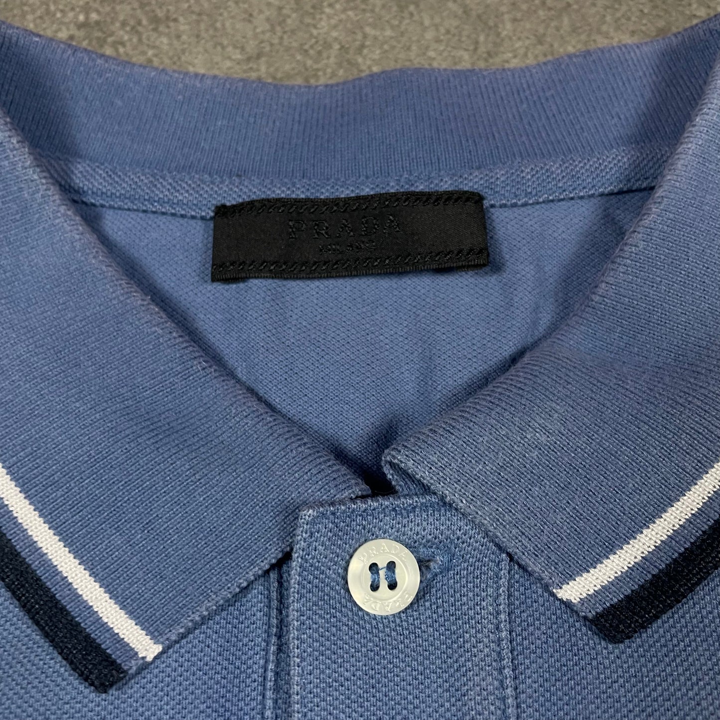 Prada vintage Polo (XL)