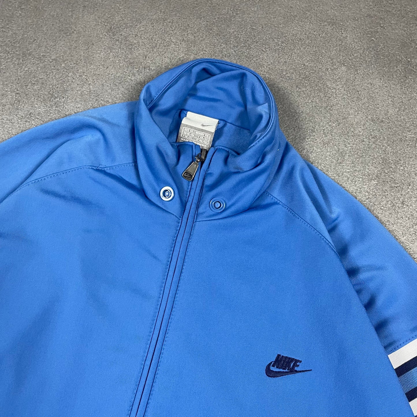 Nike vintage tracksuit (M)