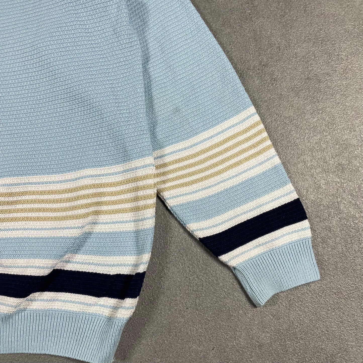 Lacoste Vintage Crewneck (XL)