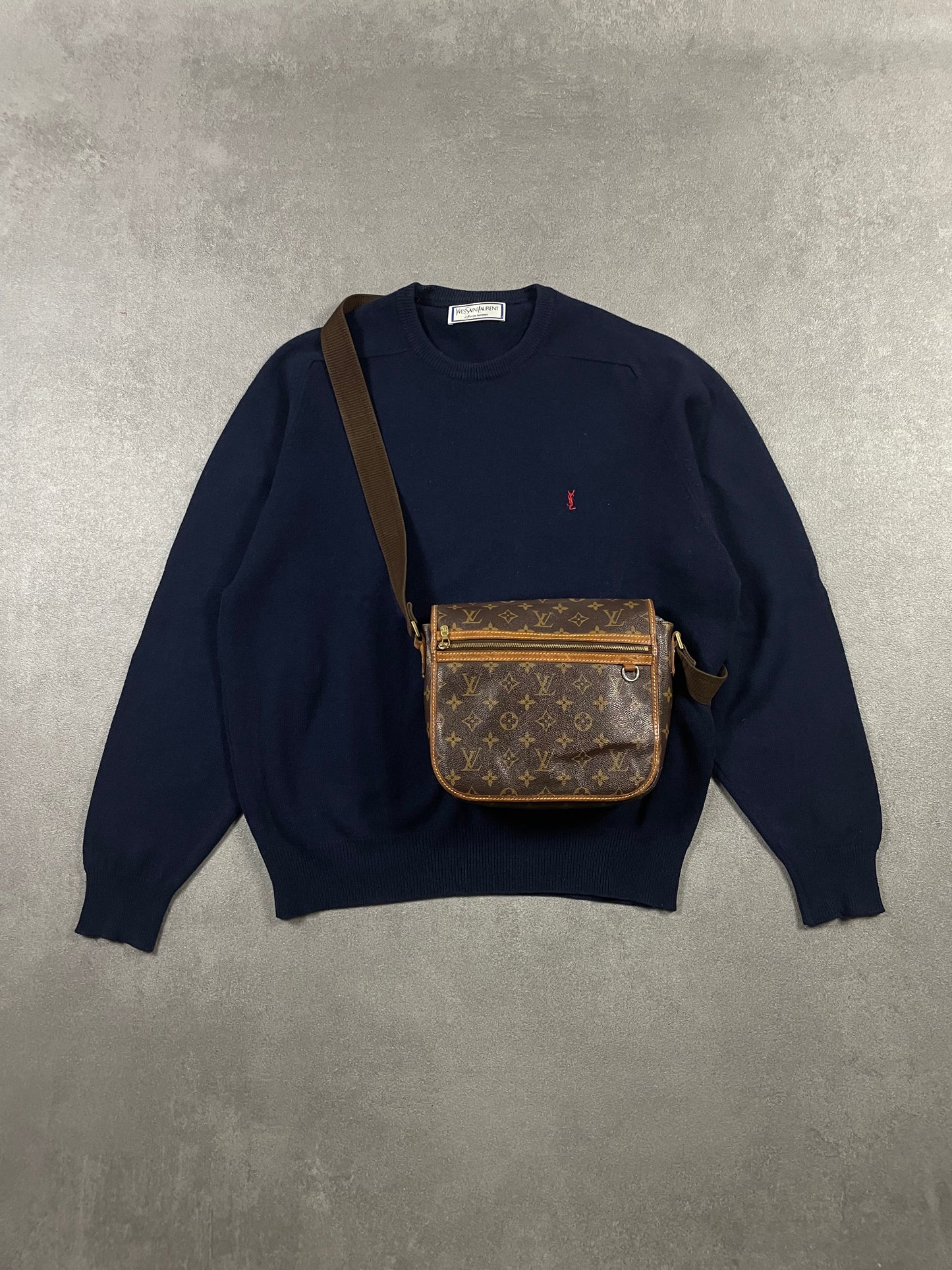 Louis Vuitton Messenger Bag