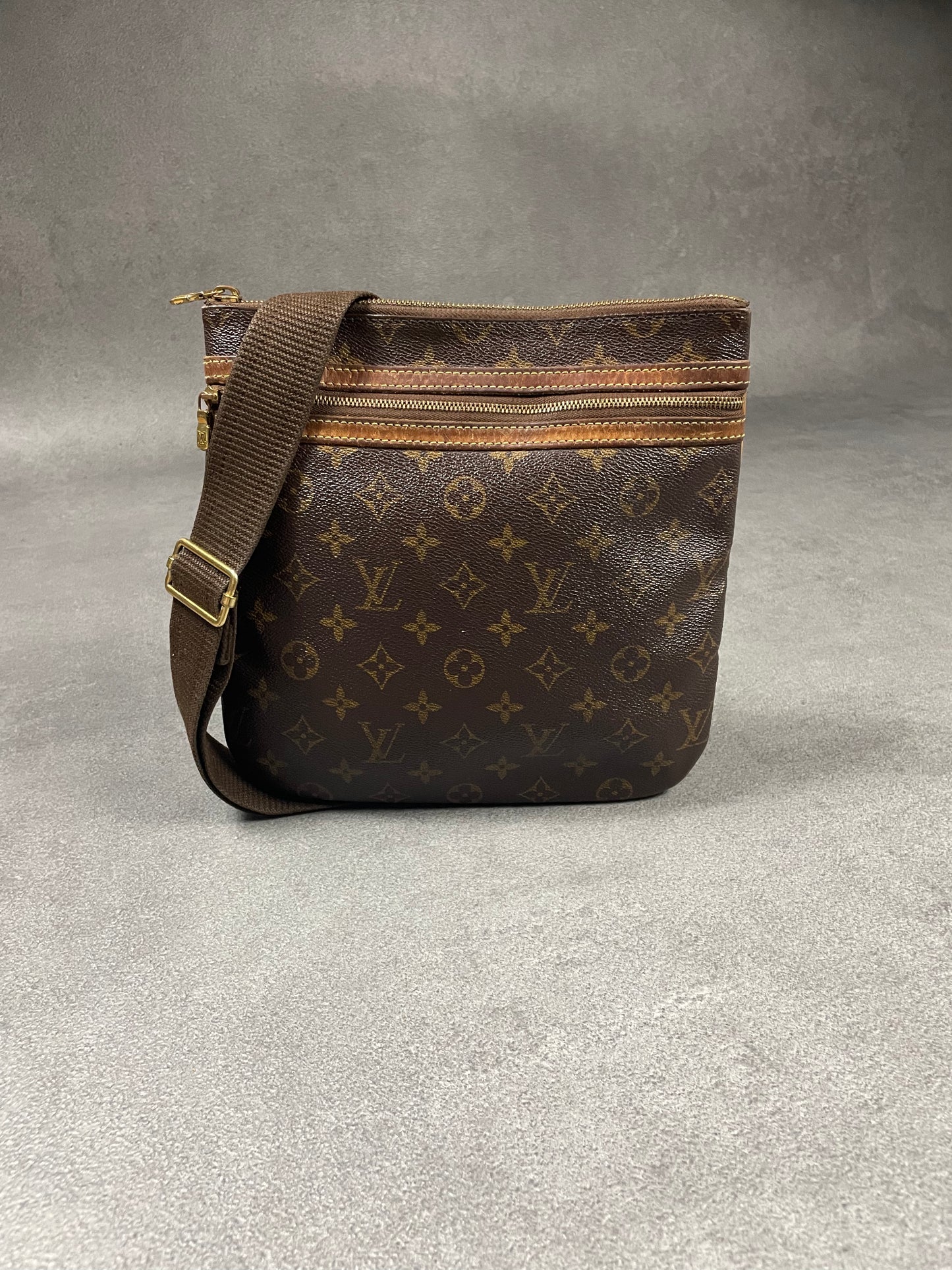 Louis Vuitton Bosphore Bag