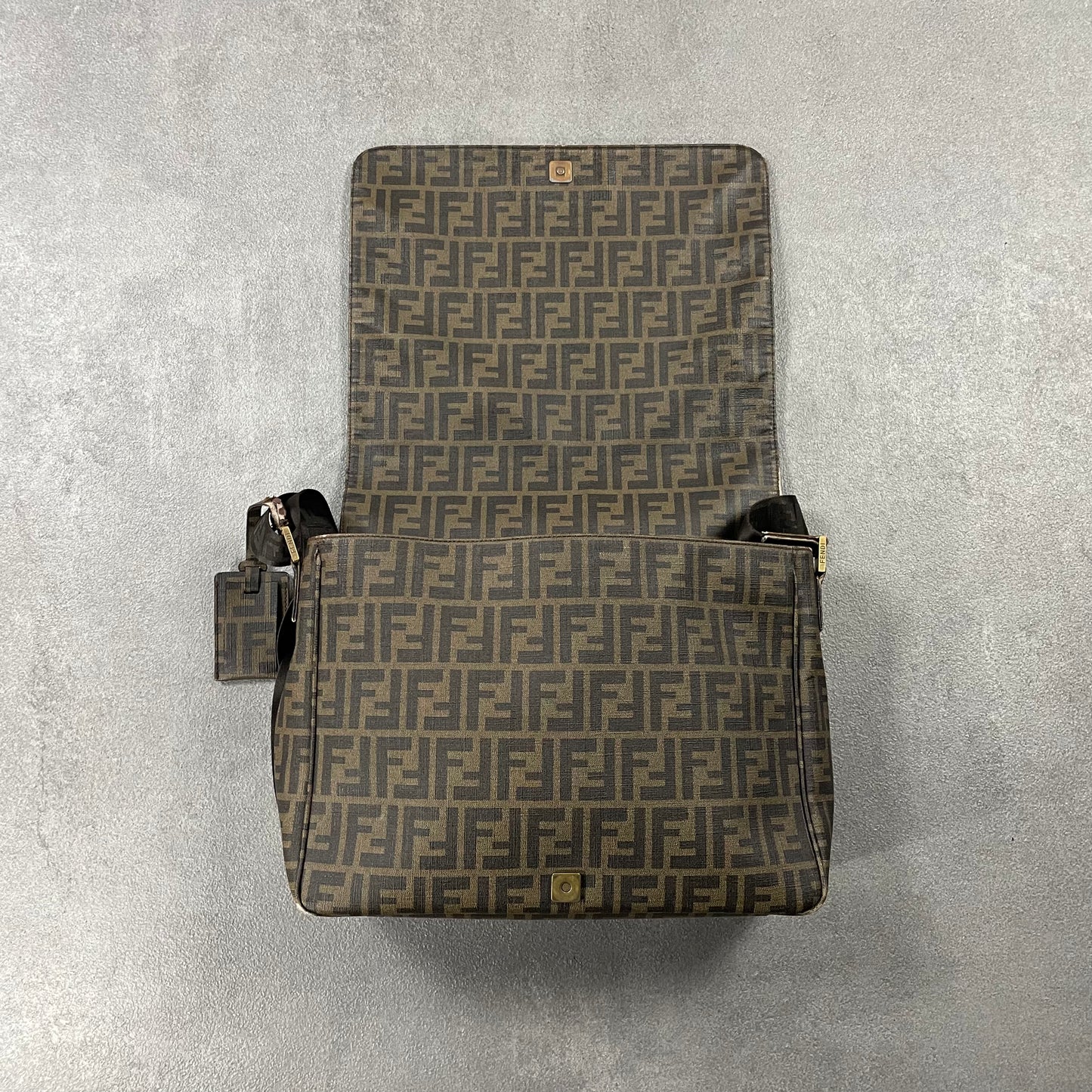 Fendi Messenger