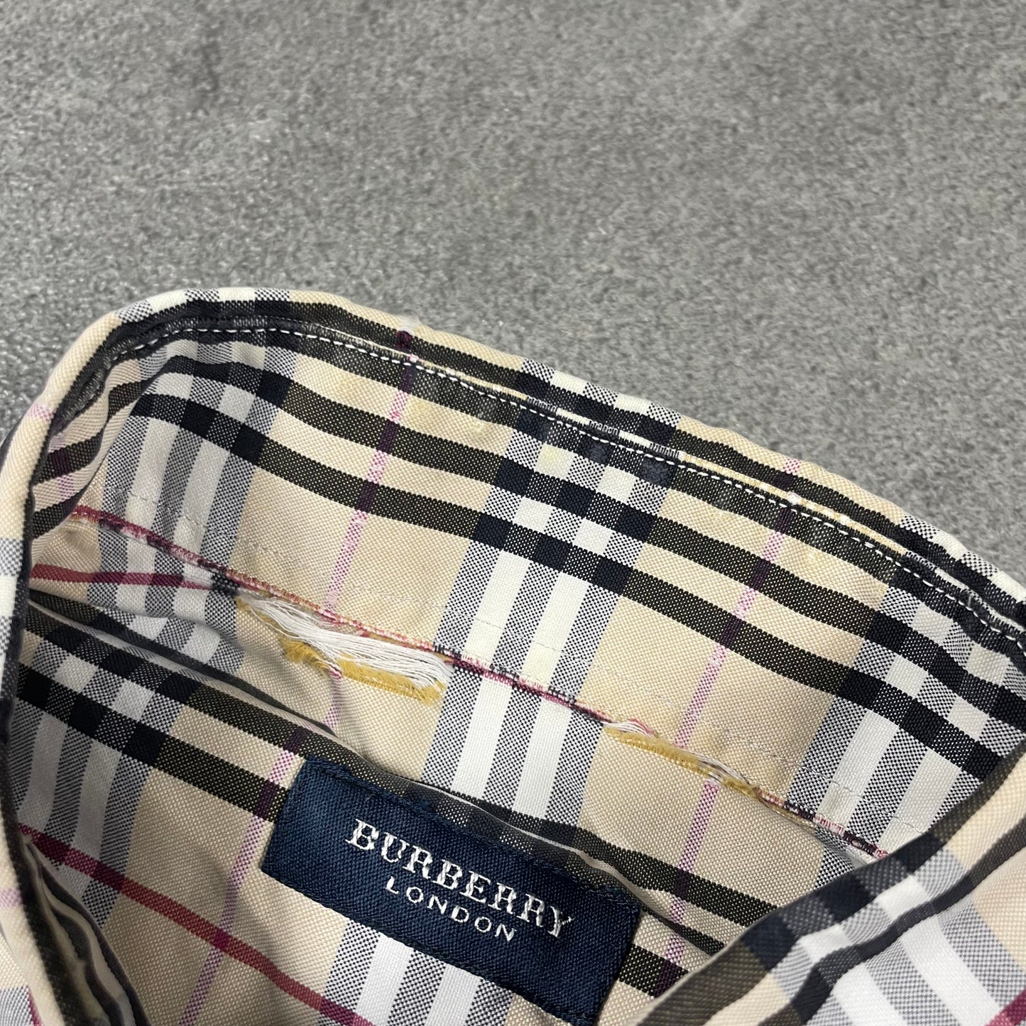 Burberry Vintage Shirt (2)