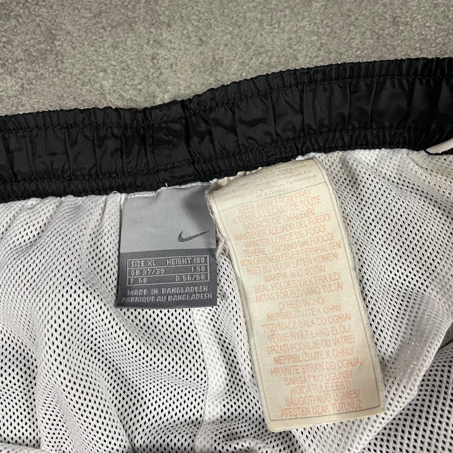 Nike Vintage Trackpant (XL)