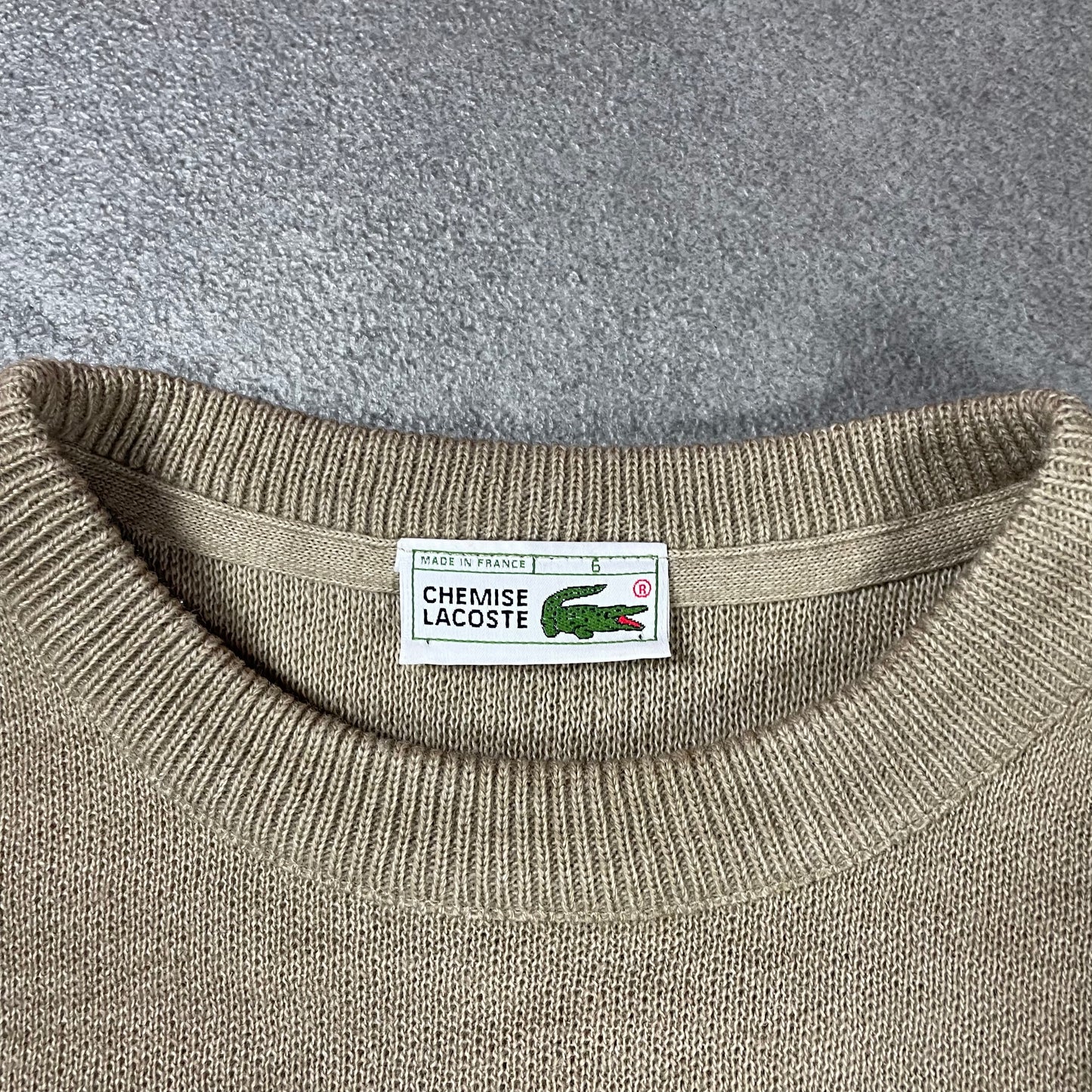 Lacoste Crewneck (L-XL)