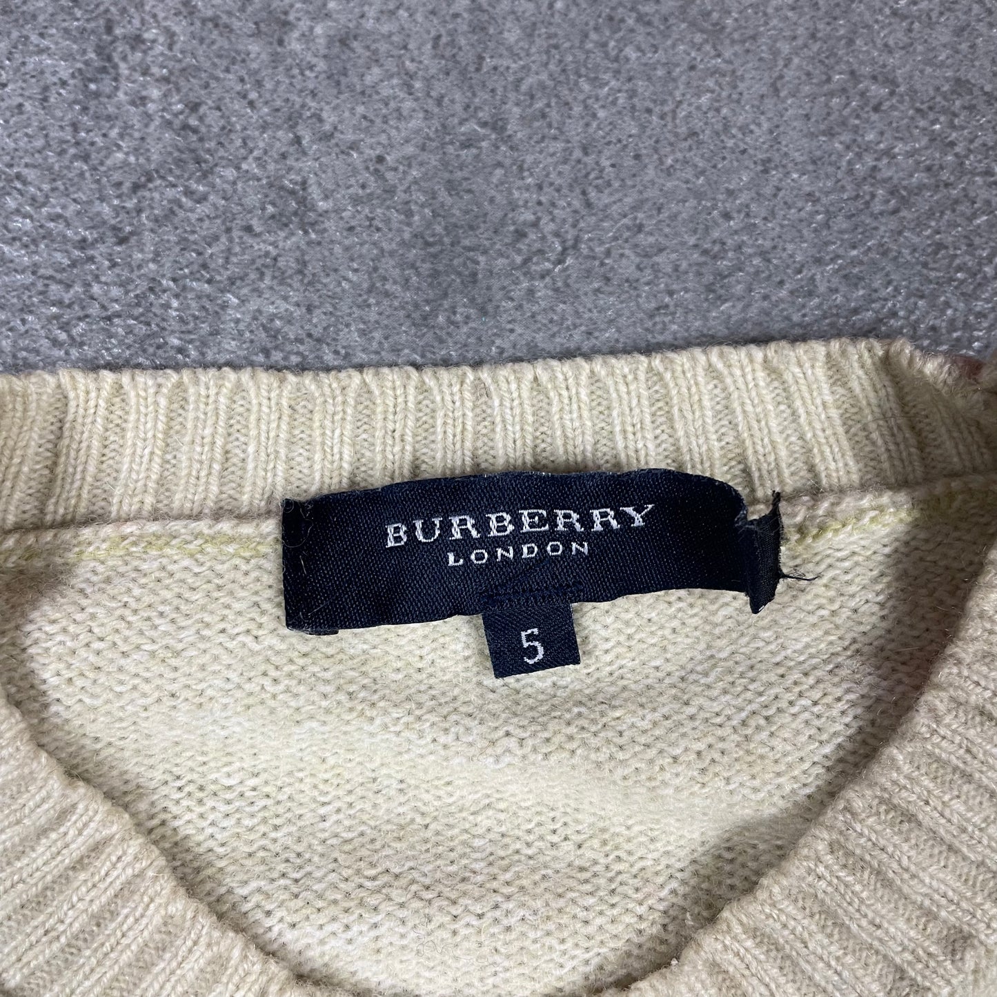 Burberry Crewneck (L)