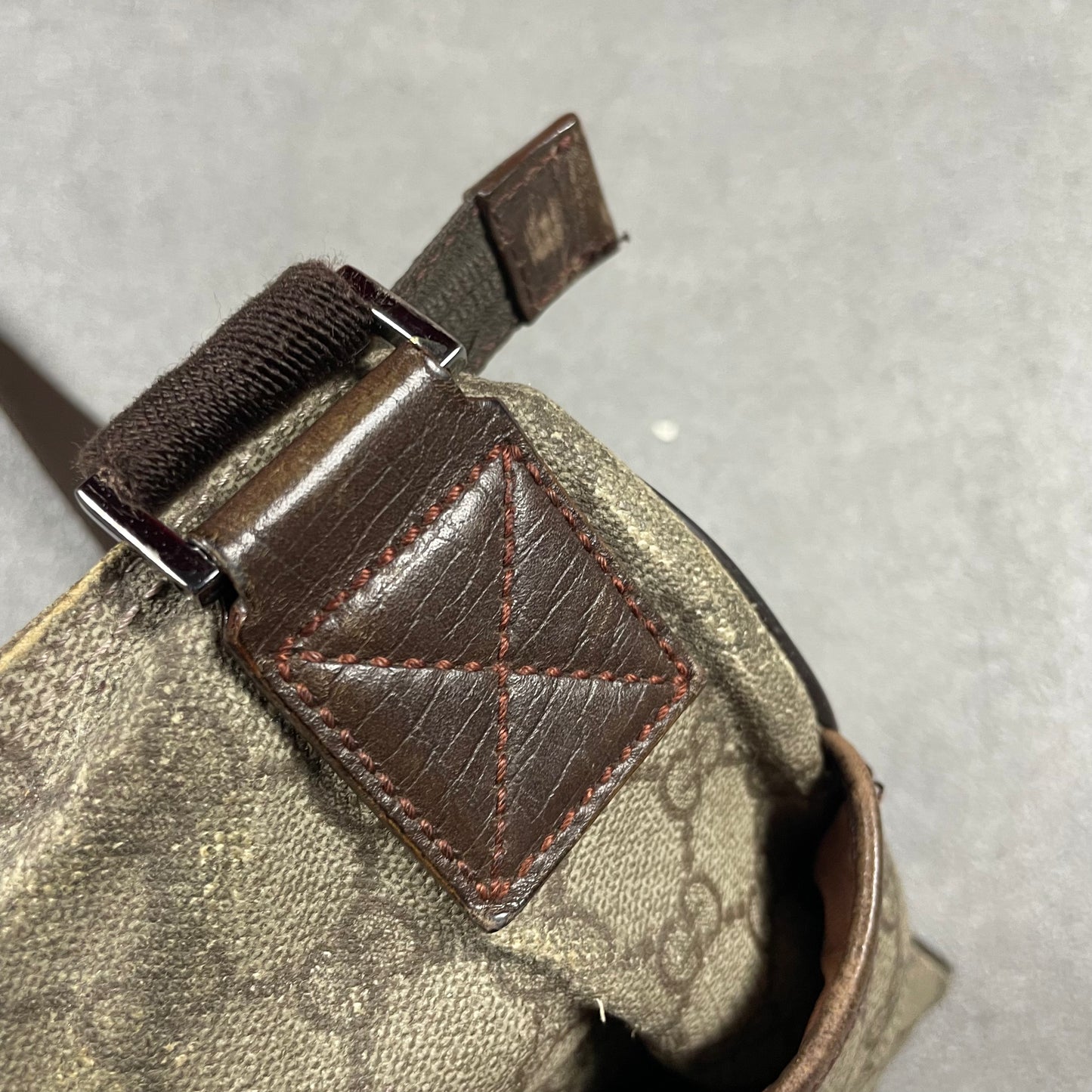 Gucci Messenger Bag